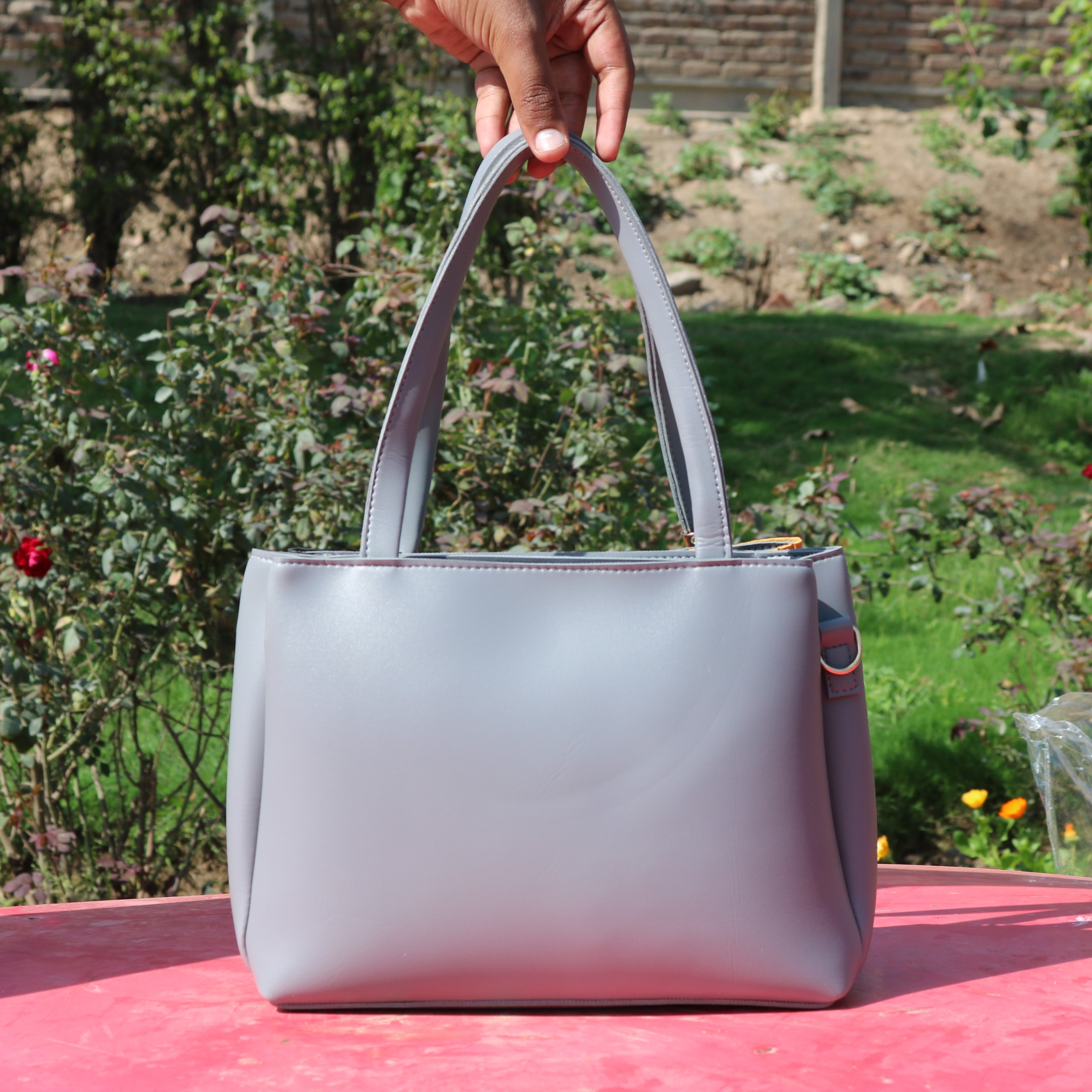 Multicolor Ribbed Tote Bag